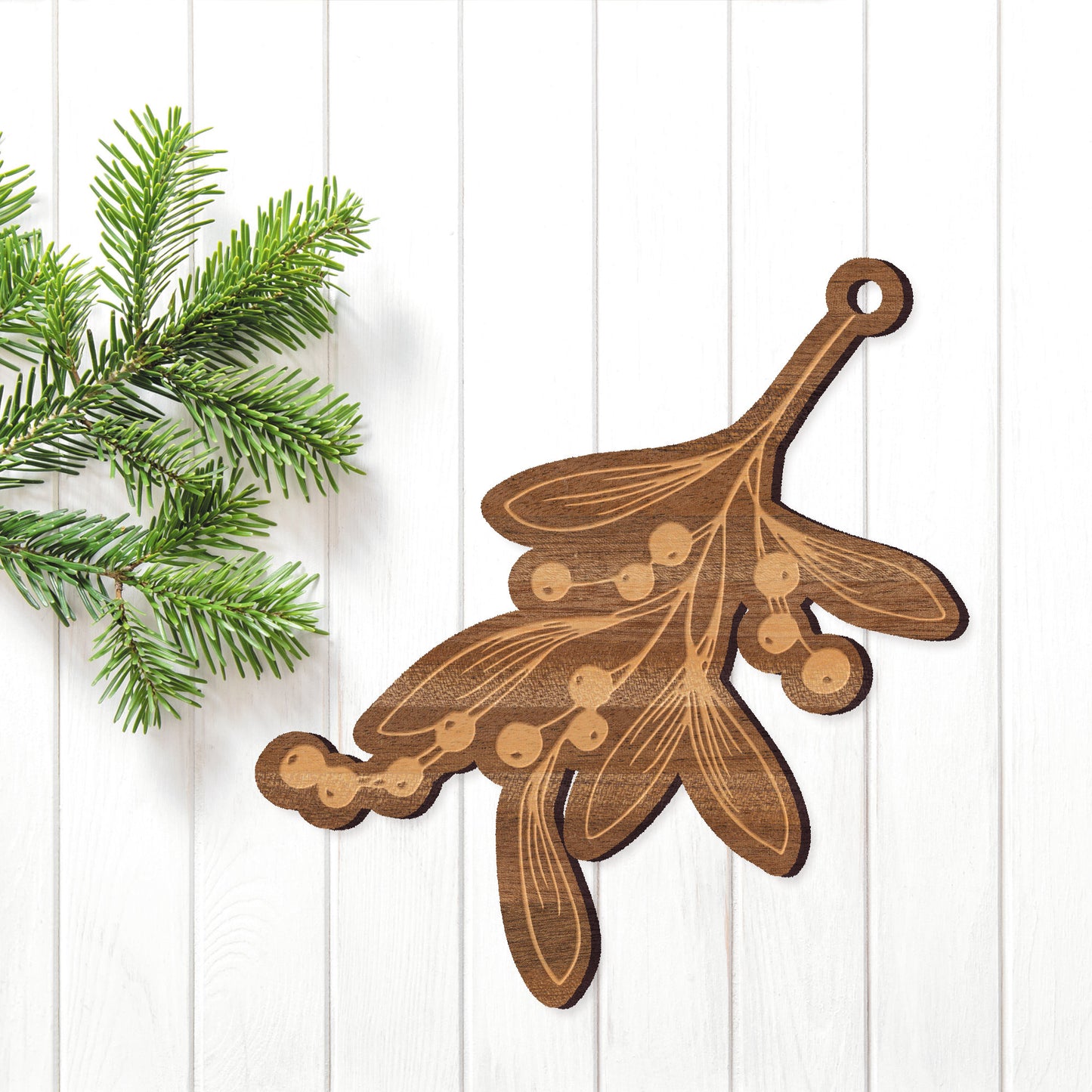 Mistletoe Ornament - Cute Rustic Wooden Ornament, Mistletoe Bauble Christmas Seasonal Home Decor, Xmas Tree Decoration, Hanging Mistletoe