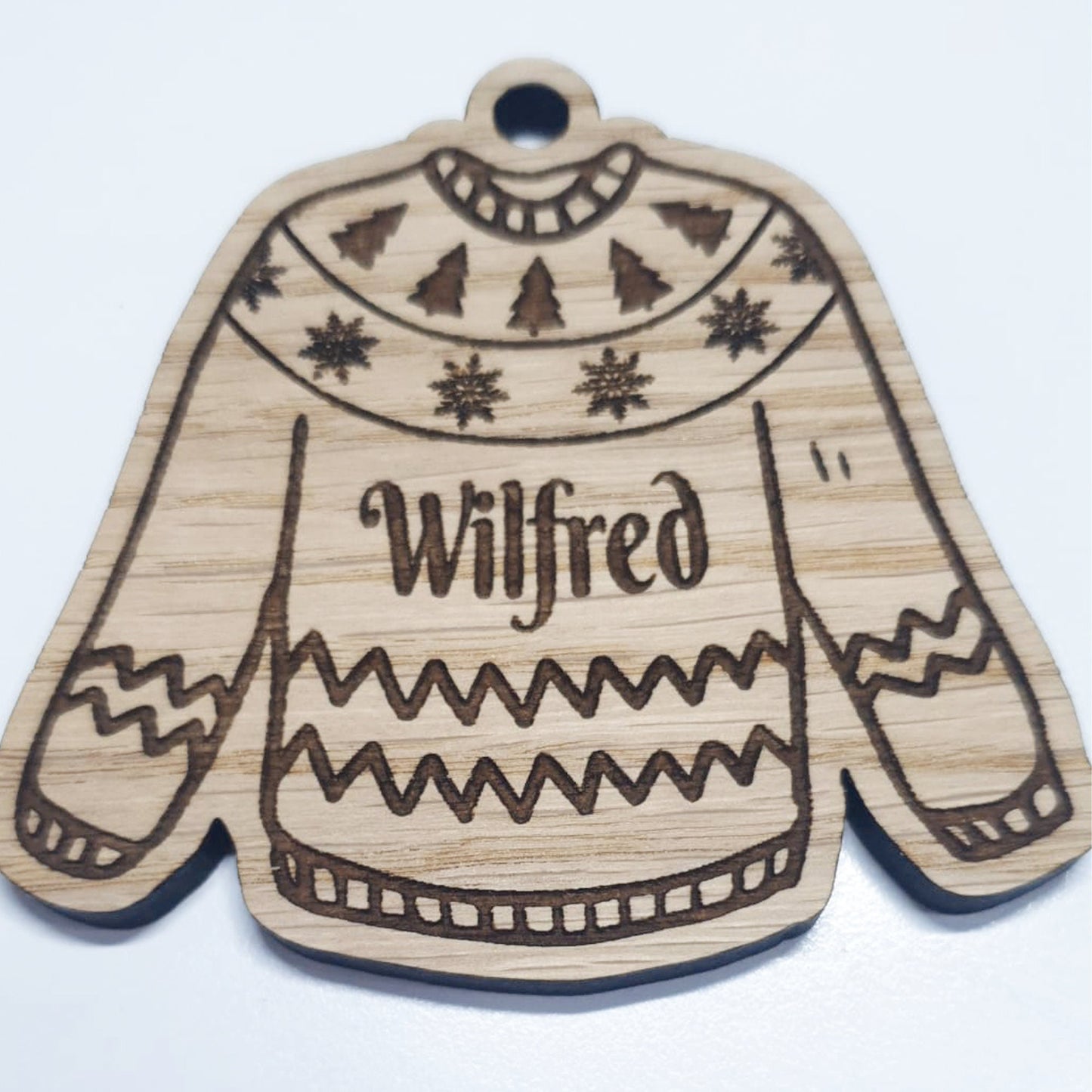 Personalised Christmas Jumper Ornament - Custom Name, Rustic Engraved Wooden Bauble, Jumper/Sweater Hanging Christmas Tree Decoration Gift