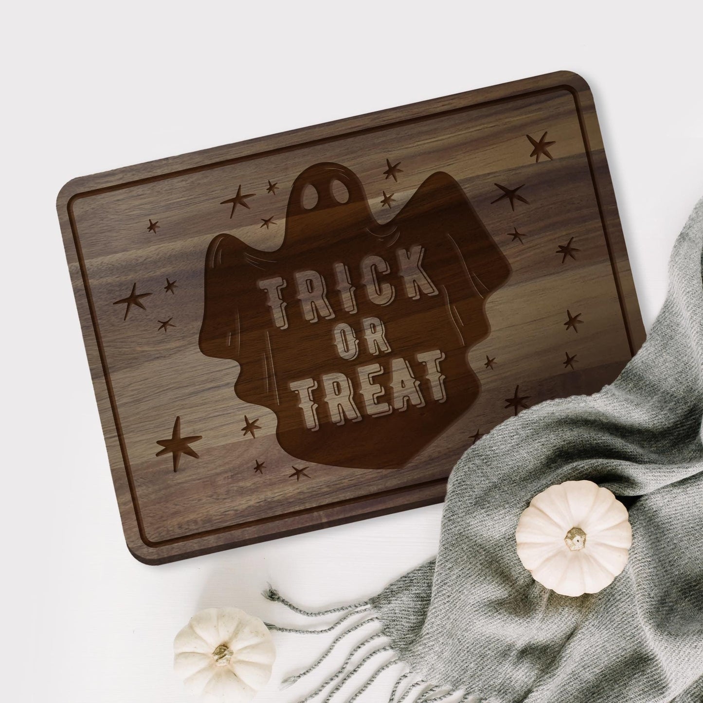 Trick or Treat Chopping Board - 01: Halloween Kitchen Decor, Spooky Season Wood Cutting Board, Autumnal Home Accessories Gift, Fall Vibes