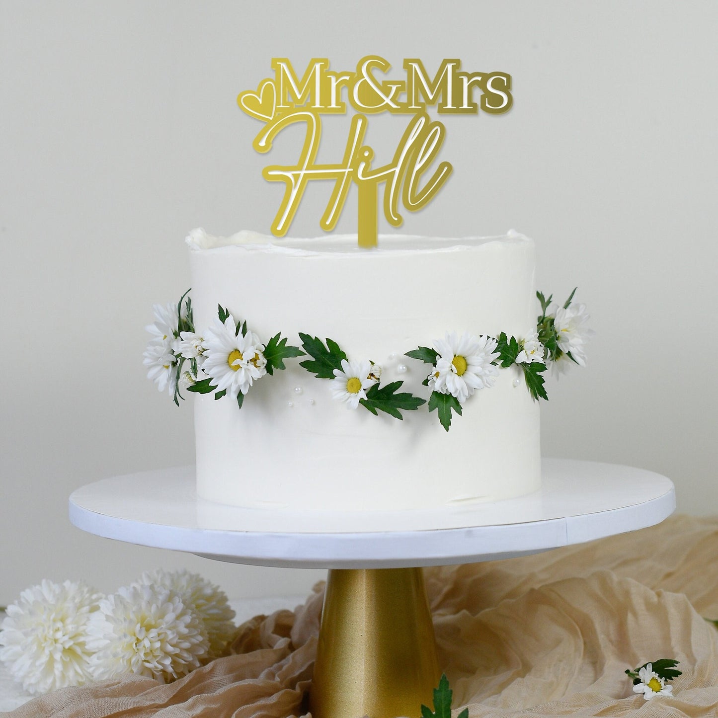 Mr & Mrs Custom Wedding Cake Topper, Heat Shape Design, Personalised Cake Topper, Wedding Decor, Wedding Cake Accessories, Custom Wedding