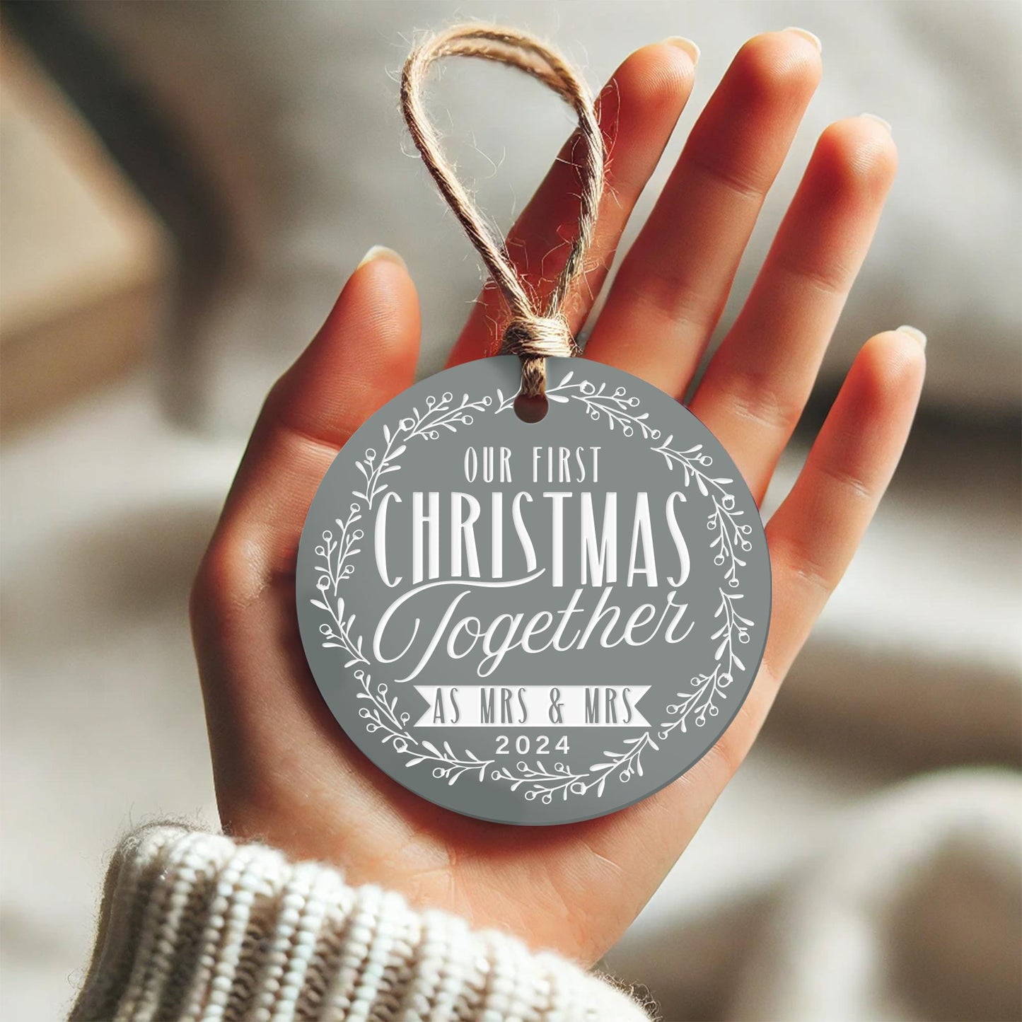 First Christmas Married - Wreath Tree Ornament: Personalised Christmas Bauble Newly Wed Couples, Xmas Keepsake Memento, Christmas Decor