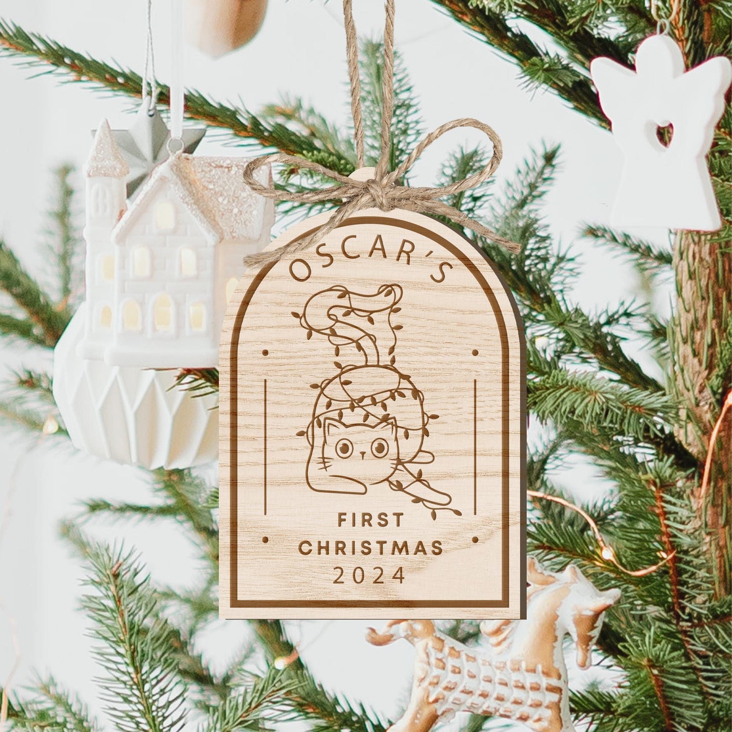 Personalised Cat First Christmas - Lights Bauble: Custom Cat Name, Rustic Pet 1st Christmas Tree Decor, Wooden Xmas Ornament Decoration Gift