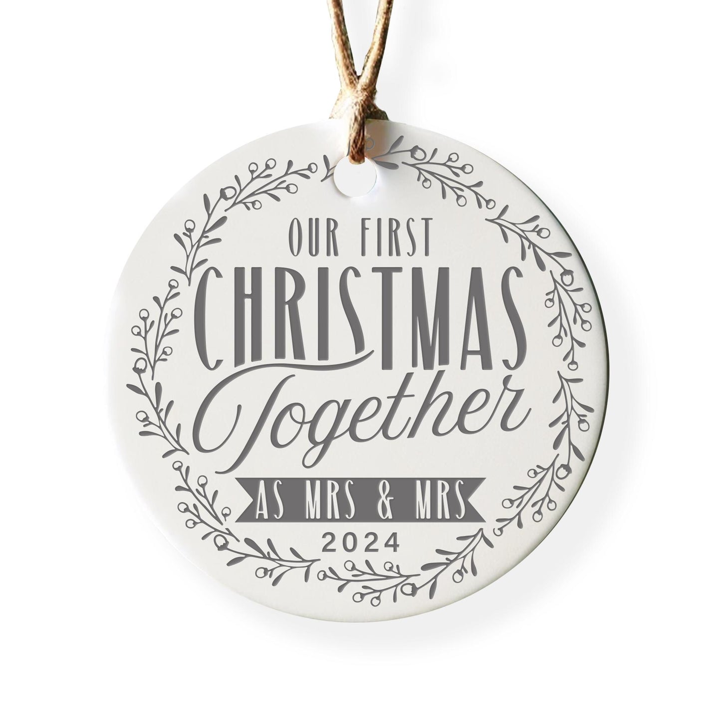 First Christmas Married - Wreath Tree Ornament: Personalised Christmas Bauble Newly Wed Couples, Xmas Keepsake Memento, Christmas Decor