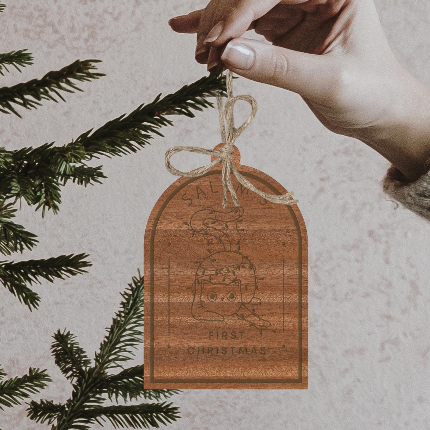 Personalised Cat First Christmas - Lights Bauble: Custom Cat Name, Rustic Pet 1st Christmas Tree Decor, Wooden Xmas Ornament Decoration Gift