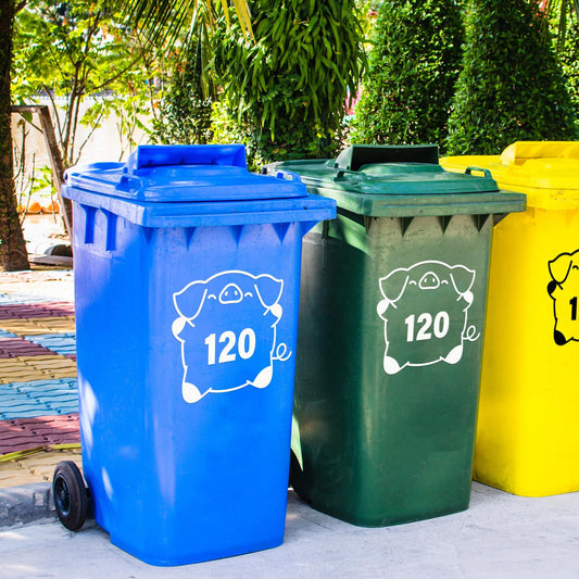 Personalised Round Pig Bin Sticker: Custom Wheelie Bin Decal with House Number - Cute Outdoor Decor, Funny Pig Sticker for Dustbin