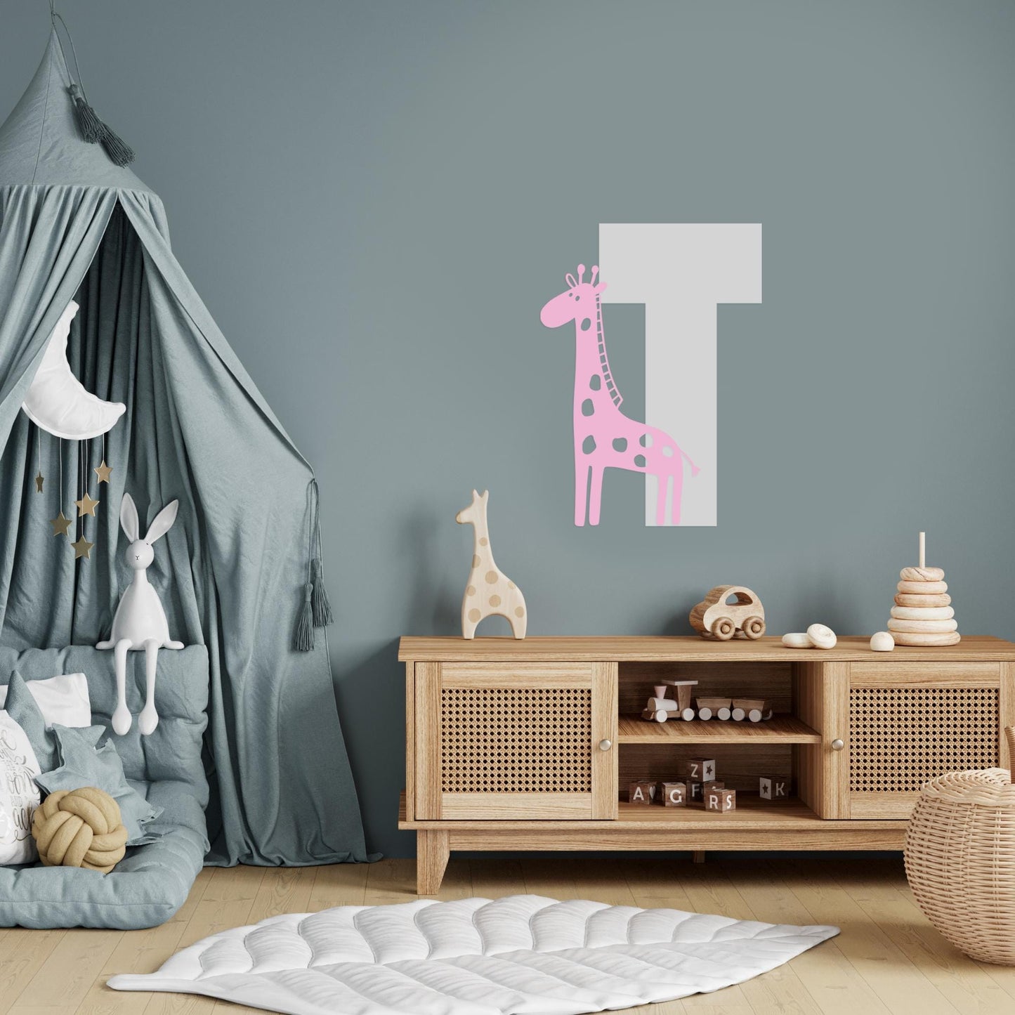 Personalised Initial & Animal Wall Sticker - Giraffe: Custom Kids Room Decor, Nursery Wall Art, Alphabet Letter Vinyl Decal, Animal Themed