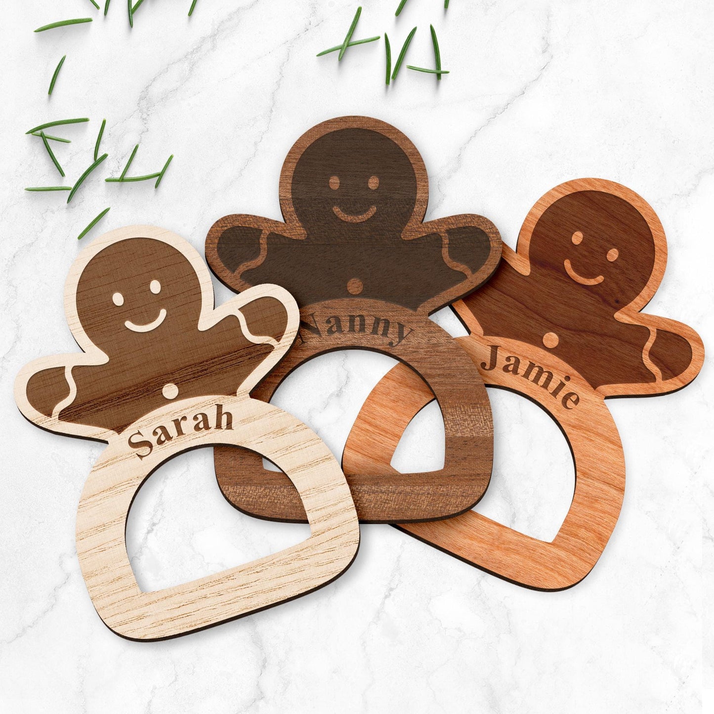 Personalised Wooden Gingerbread Napkin Ring: Custom Engraved Name Place Setting, Christmas Table Decoration, Festive Decor for Family Dinner