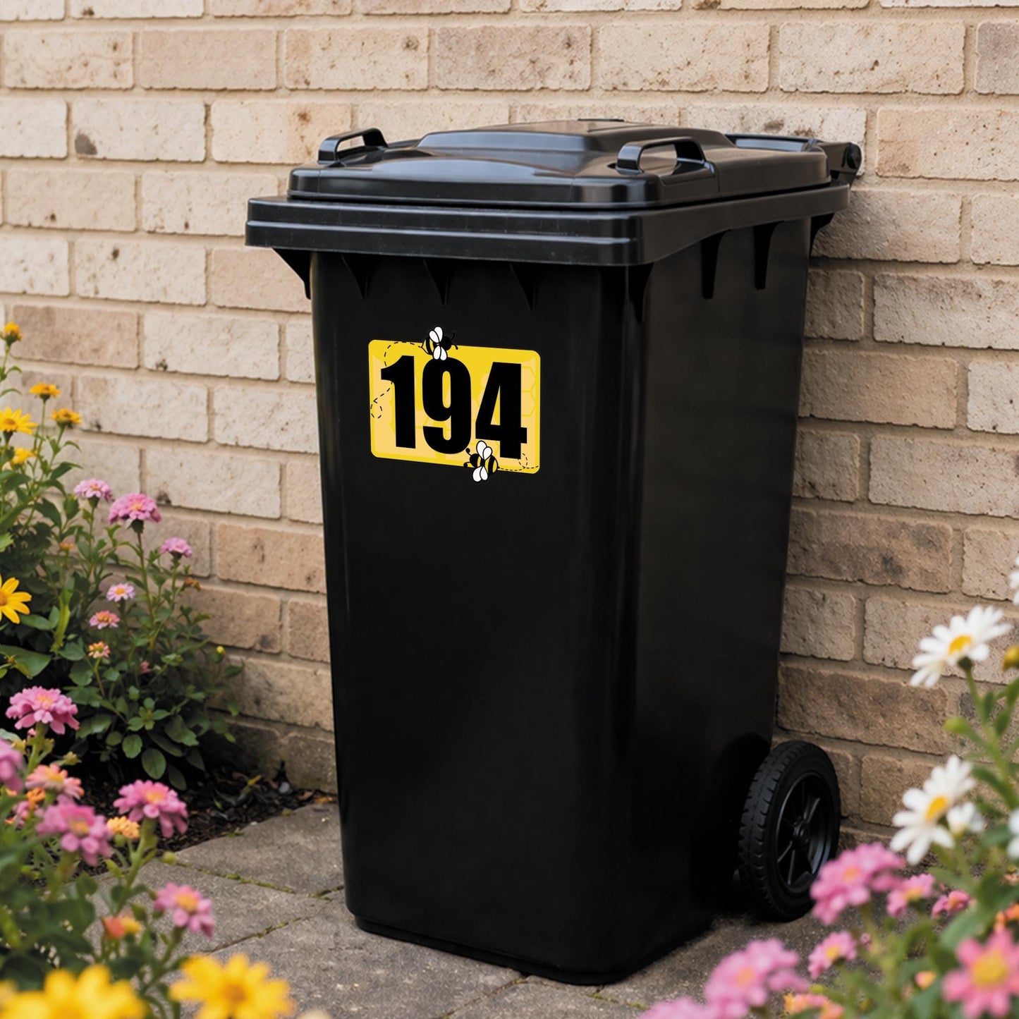Bee Wheelie Bin Sticker | Personalised House Number Bin Decal | Cute Honey Bee Bin Label | Outdoor Vinyl Bin Number Sticker